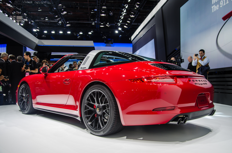 Illustration for article titled The Best Photos And Cars From The 2015 Detroit Auto Show